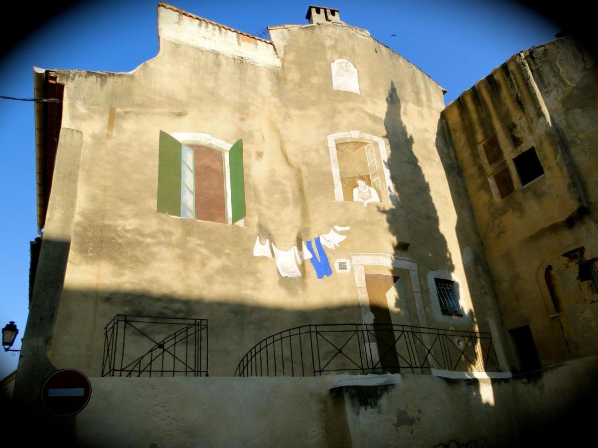 Sympathique Appartement LʼIsle-sur-la-Sorgue Exterior foto